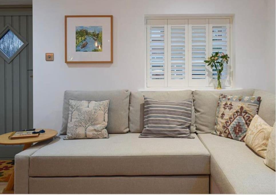 The Snug Entire Home Sleeps 2, Stratford Upon Avon Shottery Εξωτερικό φωτογραφία