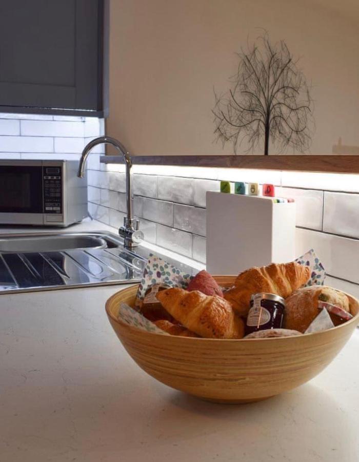 The Snug Entire Home Sleeps 2, Stratford Upon Avon Shottery Εξωτερικό φωτογραφία
